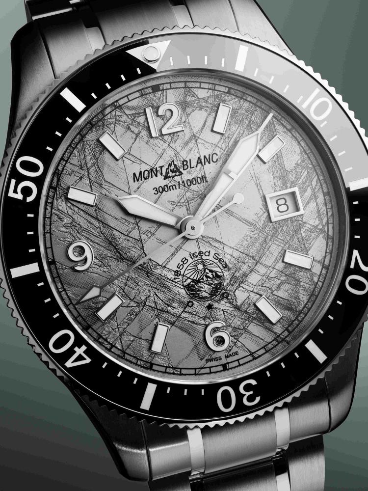MONTBLANC 1858系列 全新灰色錶盤Iced Sea日期顯示自動腕錶