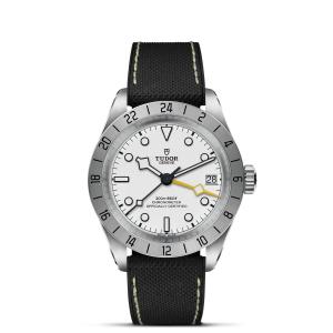 Black Bay Pro M79470-0006