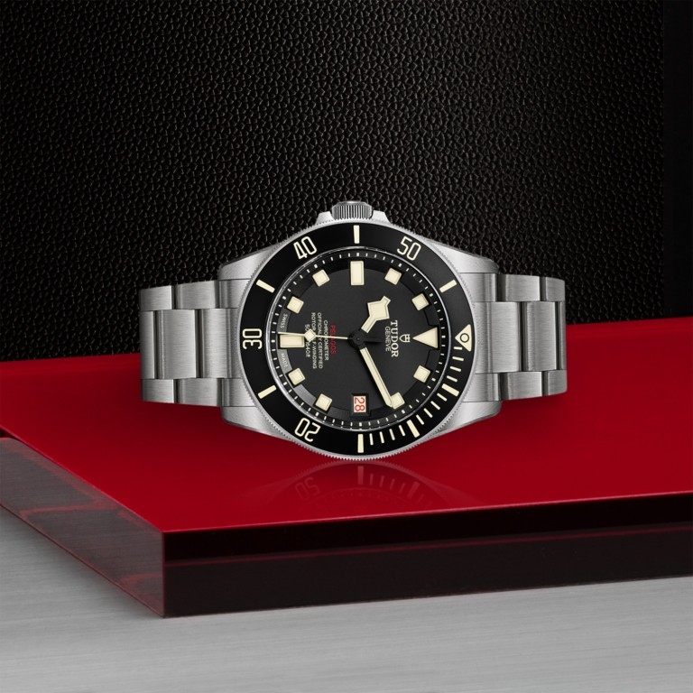 Pelagos LHD M25610TNL-0001