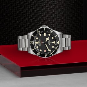 Pelagos LHD M25610TNL-0001