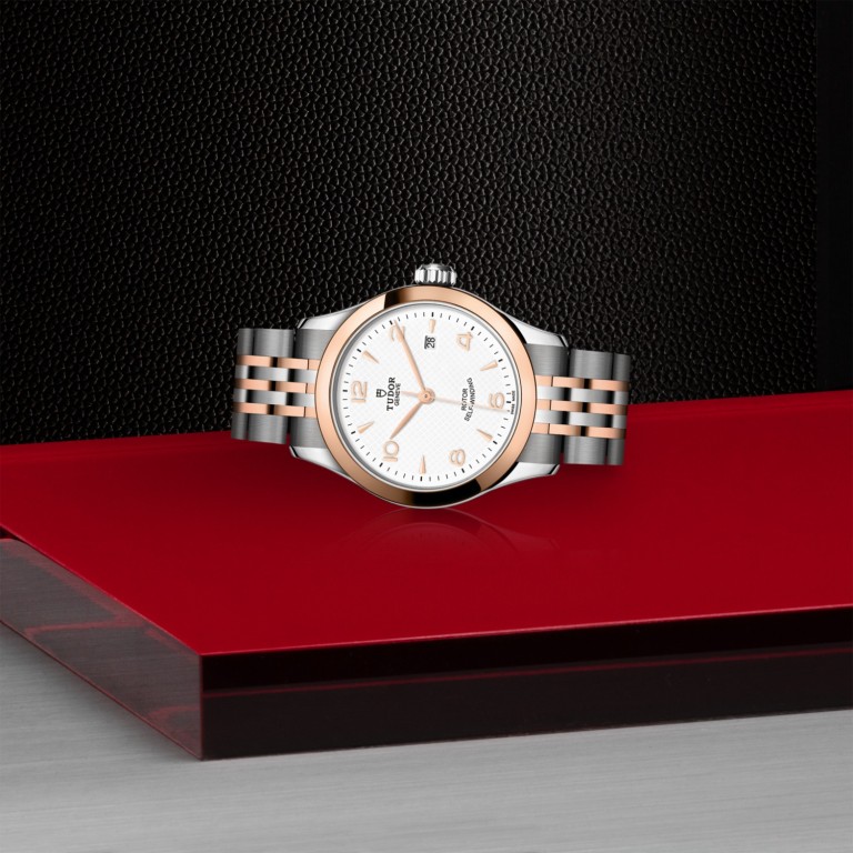 TUDOR 1926 M91351-0009
