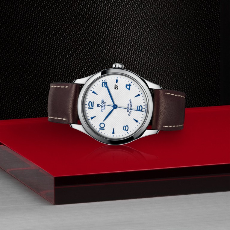TUDOR 1926 M91550-0010