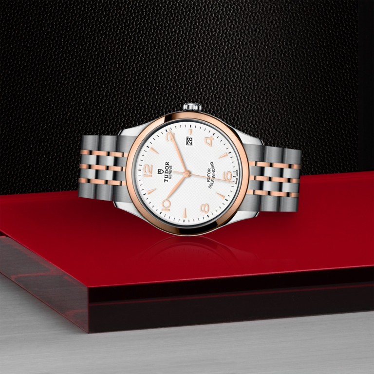 TUDOR 1926 M91551-0009