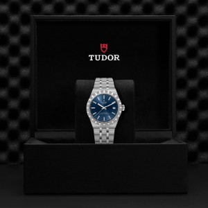 TUDOR Royal M2836C1A0-0102