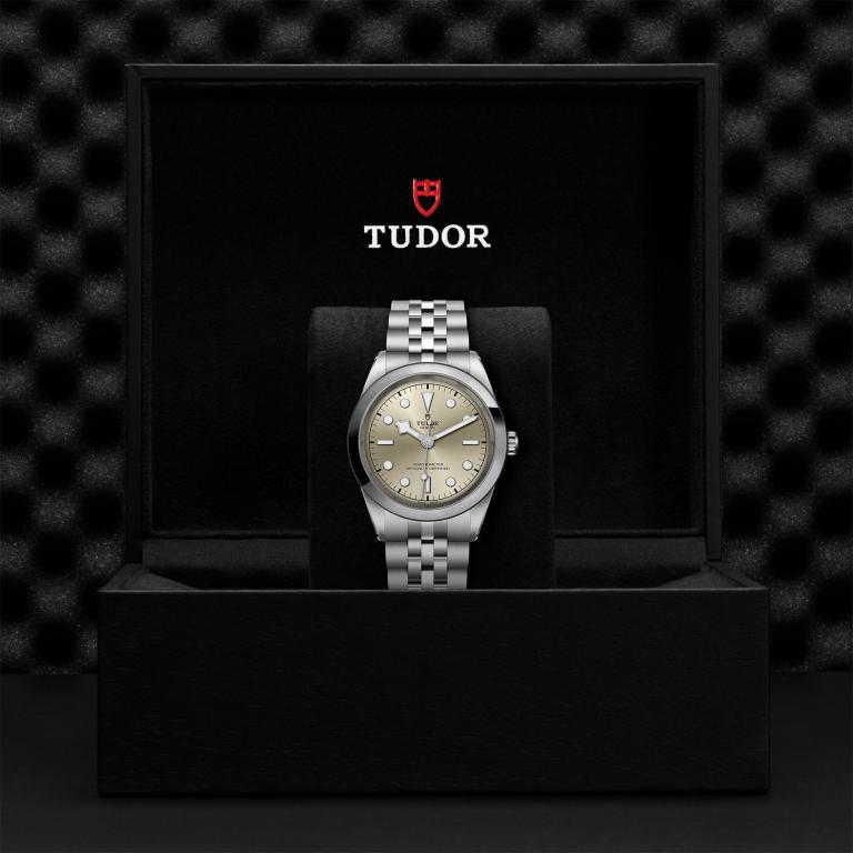 TUDOR Black Bay 41 M79680-0003
