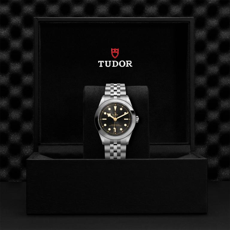 TUDOR Black Bay 39 M79660-0001