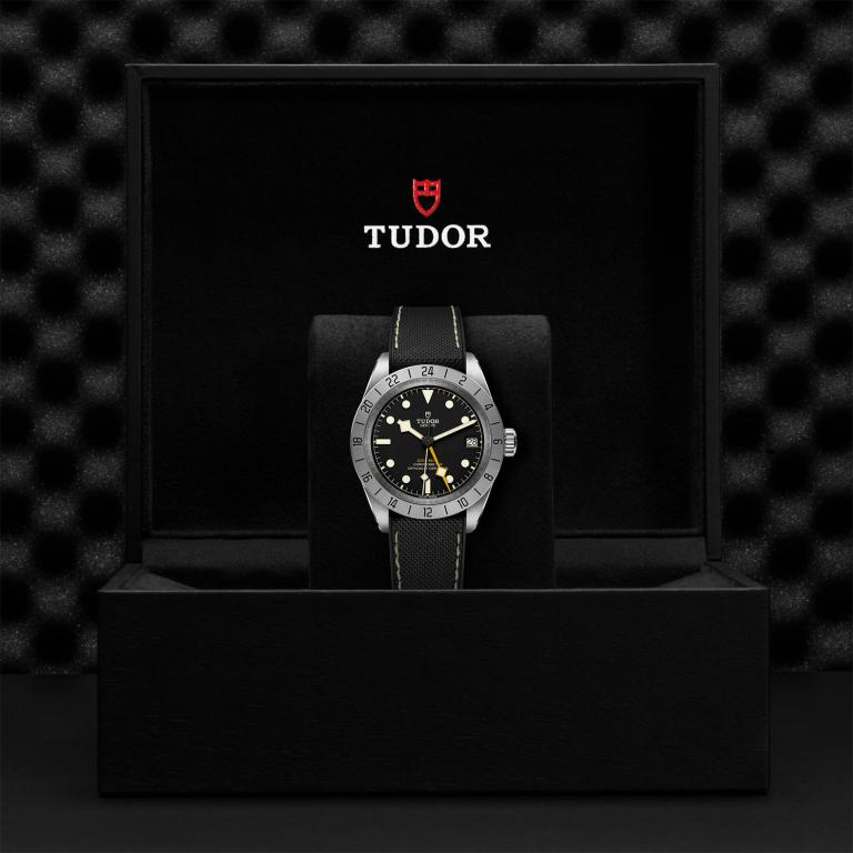TUDOR Black Bay Pro M79470-0003