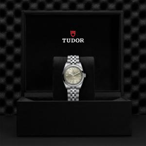 TUDOR Black Bay 31 M79600-0006