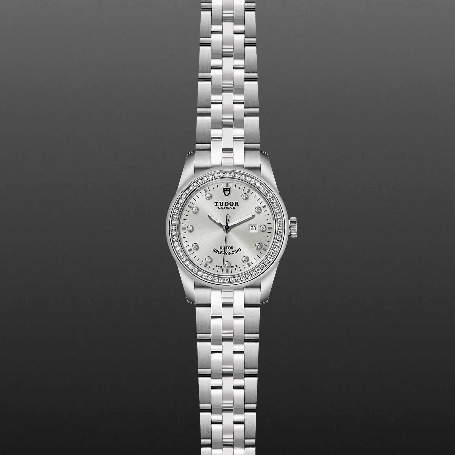 TUDOR Glamour Date