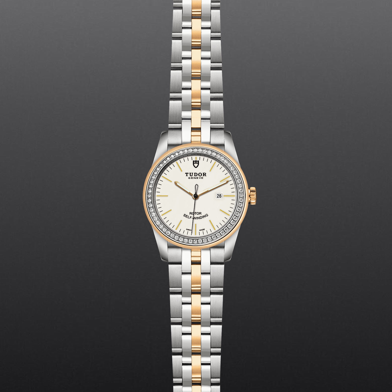 TUDOR Glamour Date