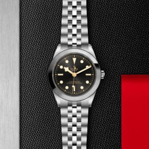Black Bay One 39 M79660-0001