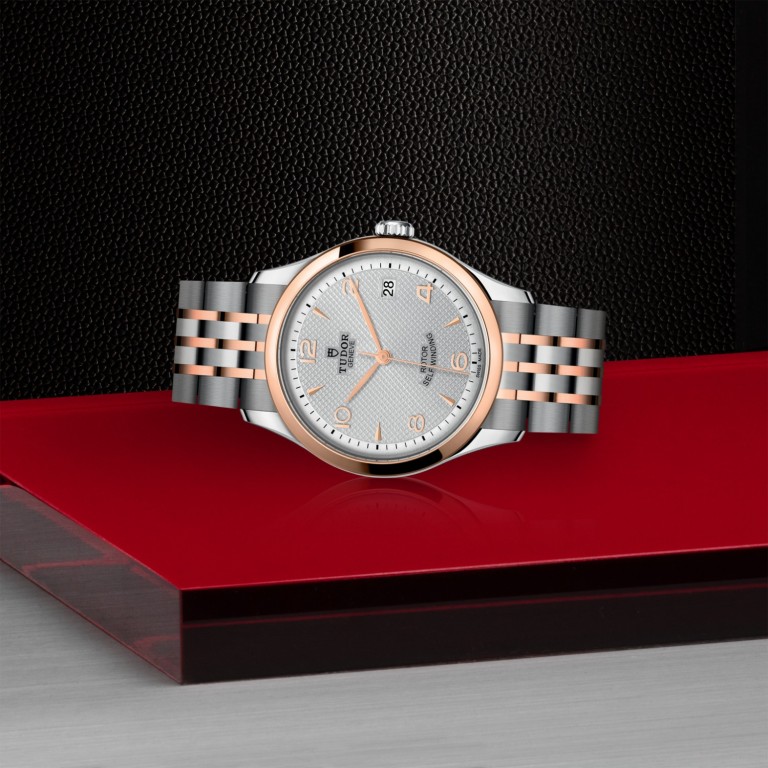TUDOR 1926 M91451-0001