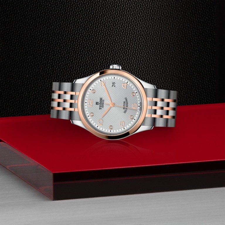 TUDOR 1926 M91451-0002
