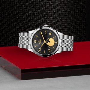 TUDOR 1926 Luna M91560-0003