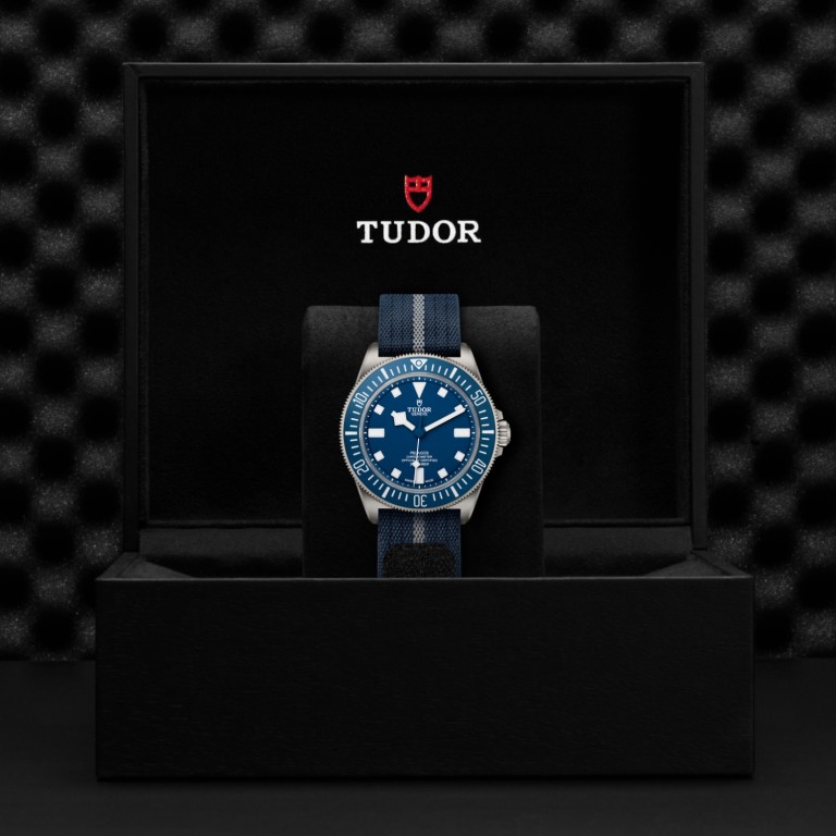 Pelagos FXD M25707B-26-0001