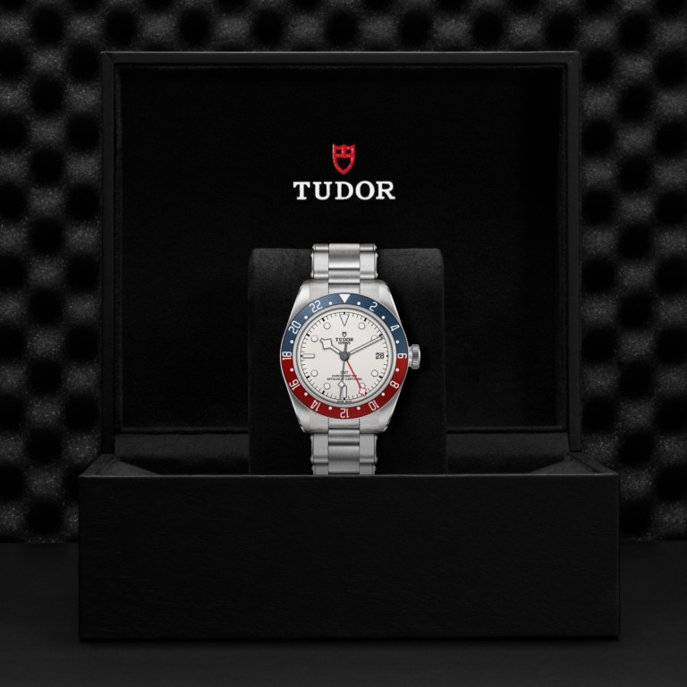 Black Bay GMT M79830RB-0010